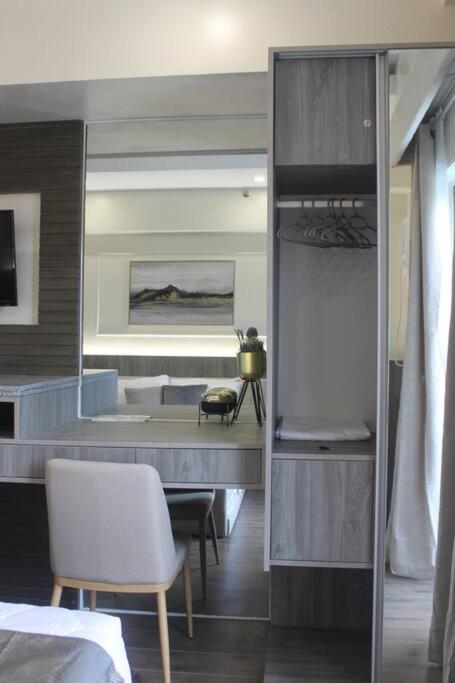Condo Near Ayala Cebu City W Wifi Balcony Εξωτερικό φωτογραφία