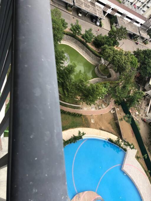 Condo Near Ayala Cebu City W Wifi Balcony Εξωτερικό φωτογραφία