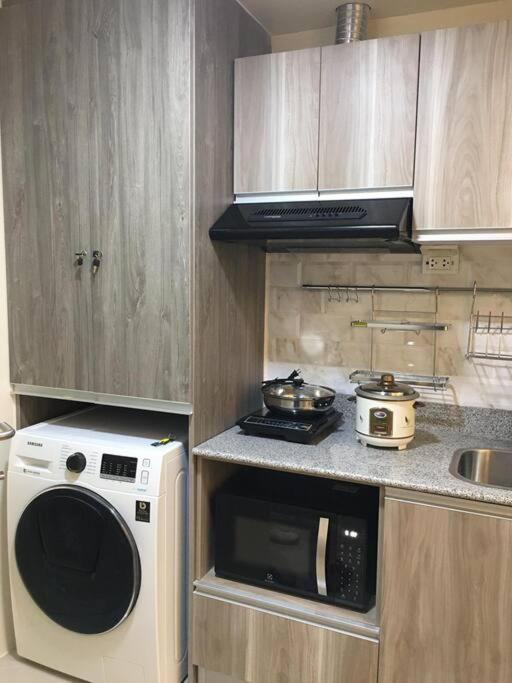 Condo Near Ayala Cebu City W Wifi Balcony Εξωτερικό φωτογραφία