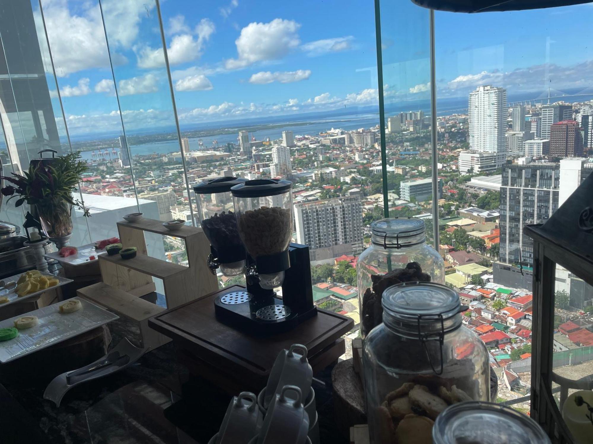 Condo Near Ayala Cebu City W Wifi Balcony Εξωτερικό φωτογραφία